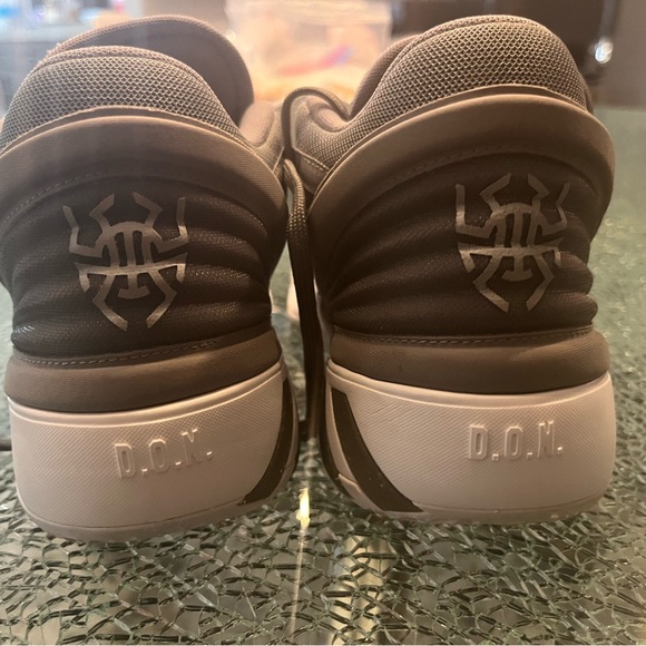 Adidas issue #2 - Picture 3 of 4